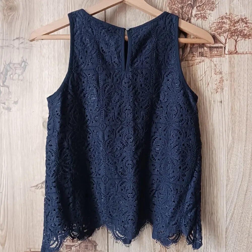 Loft Lace Overlay Tank Top Blouse Navy Blue Size XS - Picture 4 of 8